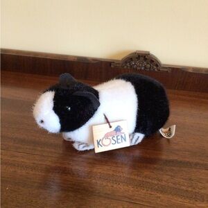 Kosen Black & White Guinea Pig